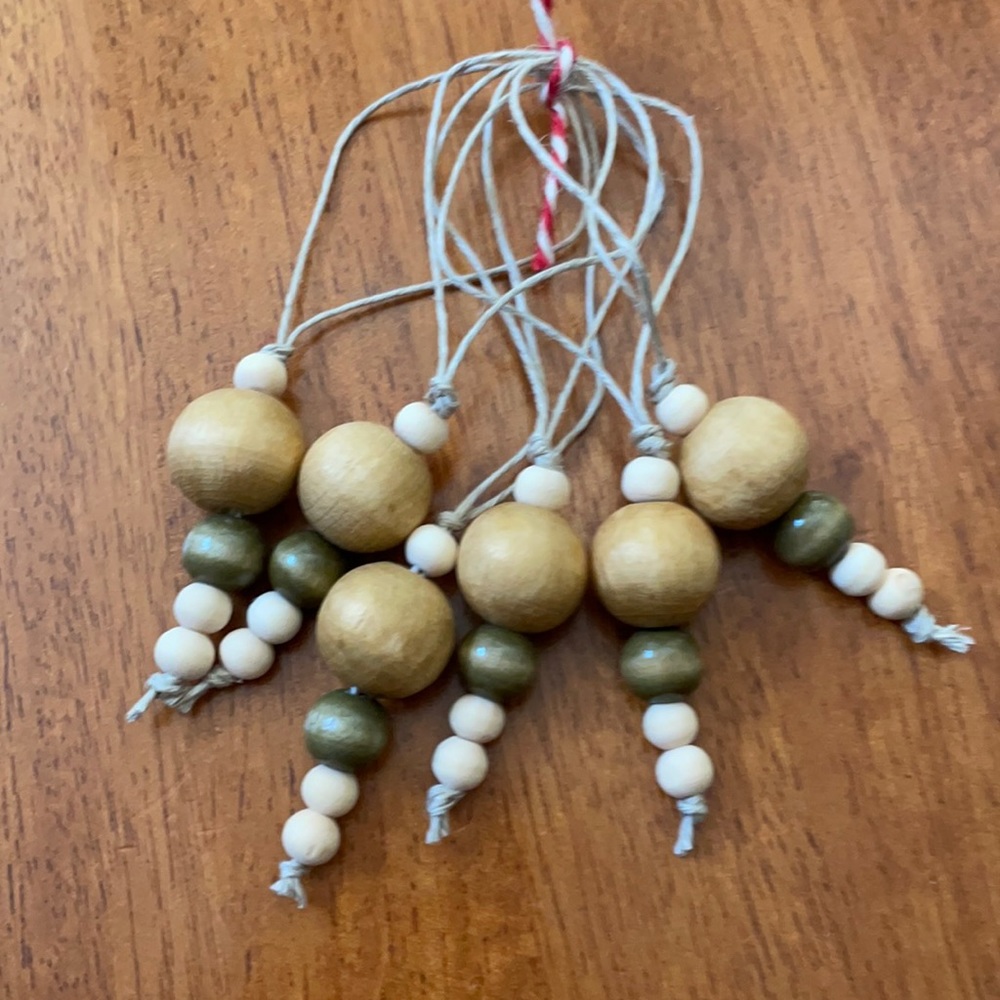 Set of 6 wood bead Christmas ornaments